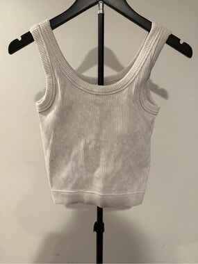 Zenana Outfitters Beige Ribbed Scoop Tank